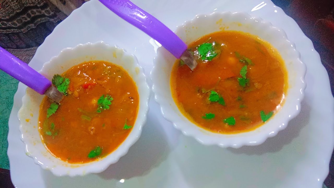 Chole recipe testy and spicy  ap bhi banaye ghar par chole tikhe majedar.......