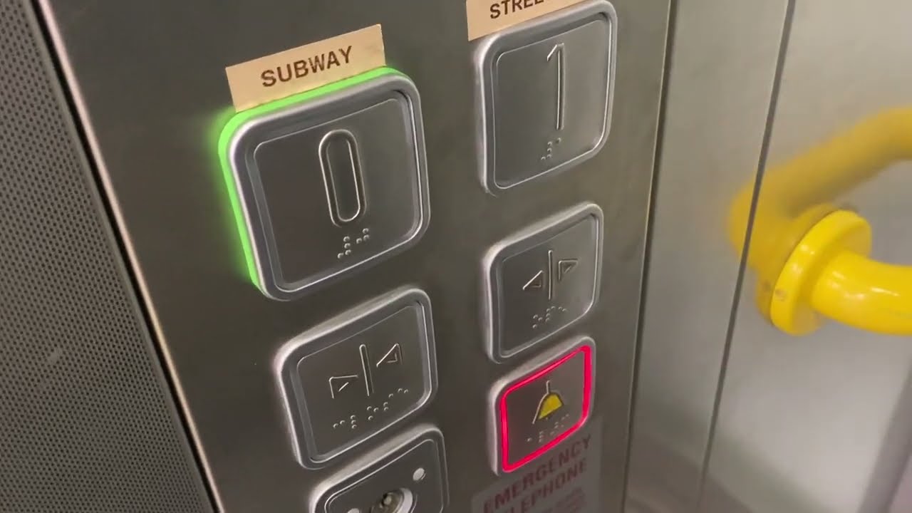 Pickerings Lift, Cork Kent Railway Station, Cork City