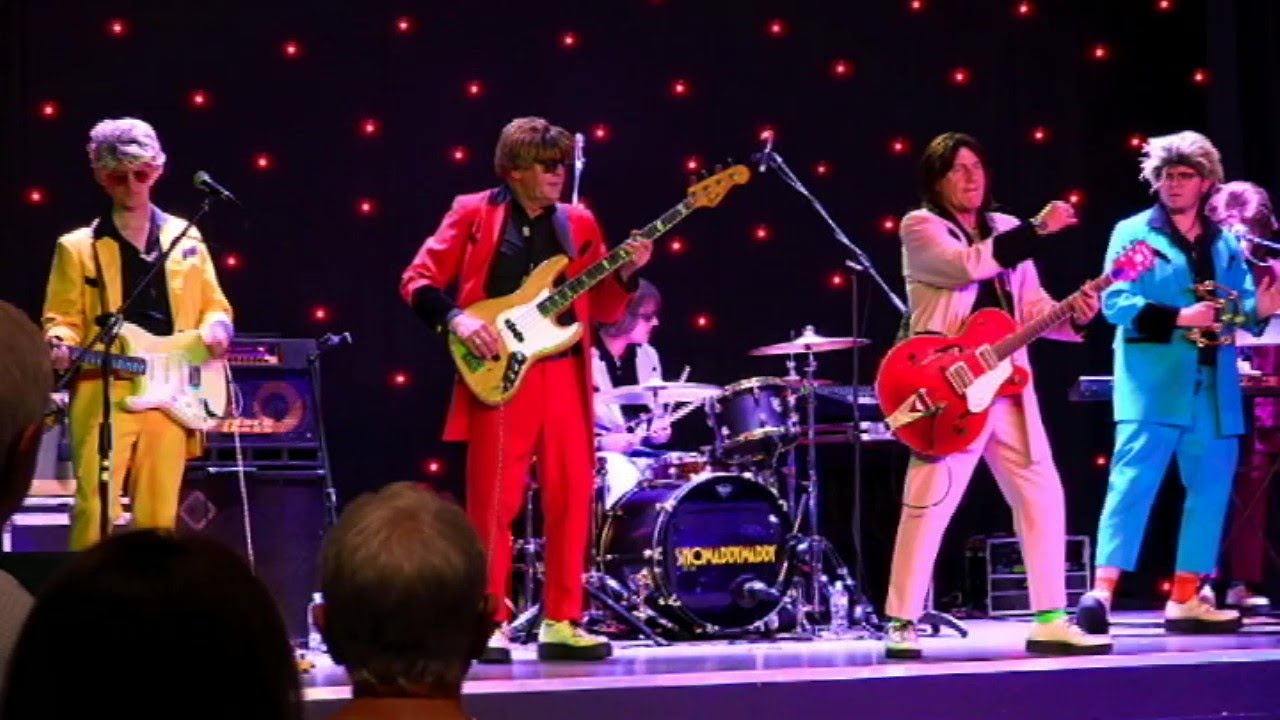 Thoresby Hall entertainment