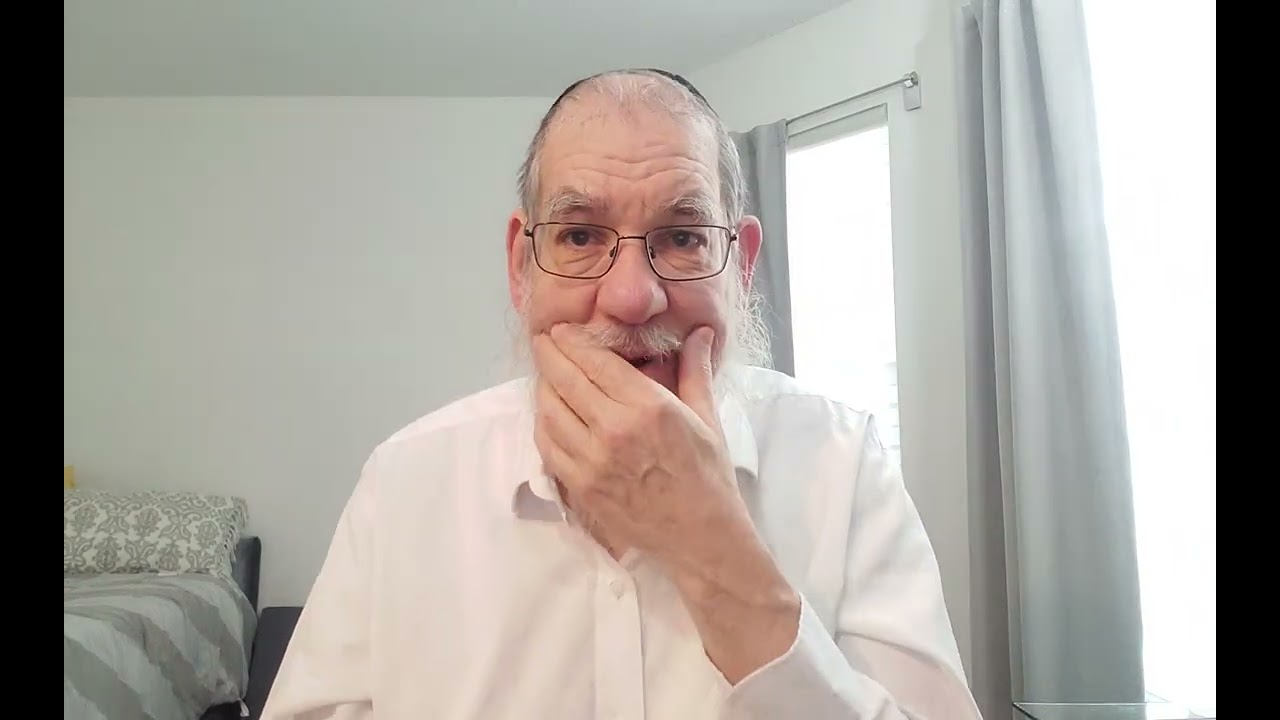 זאת חוקת התורה וגו' ש