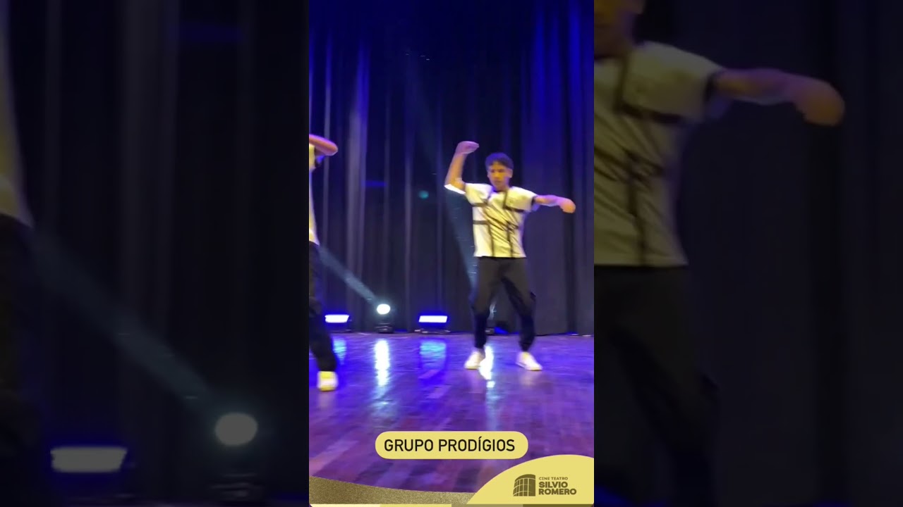 Grupo de Dança Prodígios: Teatro de Municipal de Santana-Ap 