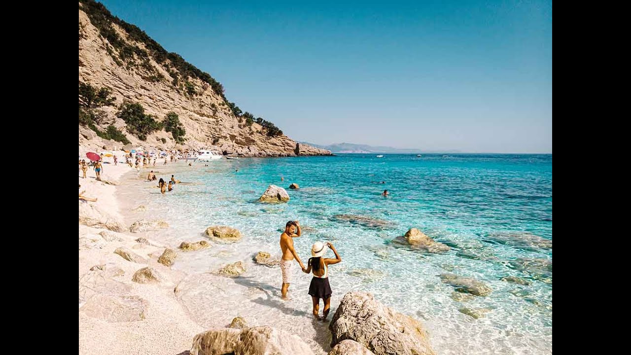 Cala Gonone e d'intorni vi aspettano  per l'estate  2026