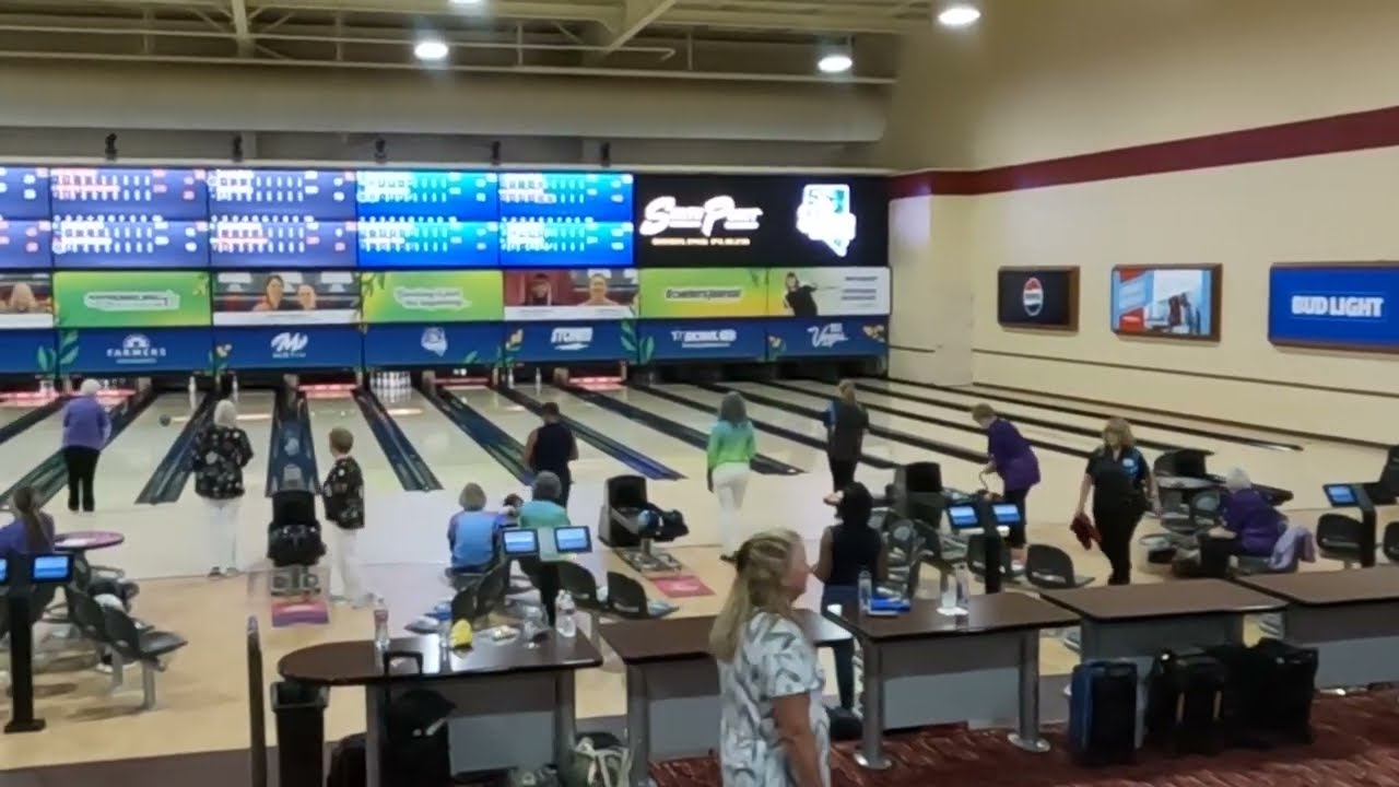 United States Bowling Congress Women's Championships in Las Vegas: Strikes & spares in Sin City