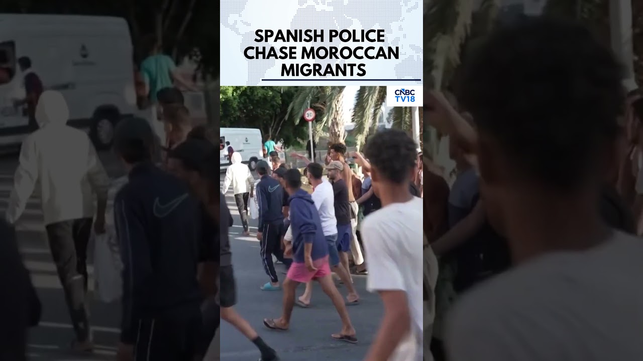 Spain Border: Police Clash With Moroccan Migrants In Ceuta | 50,000 Migrants Cross Into Spain | N18G