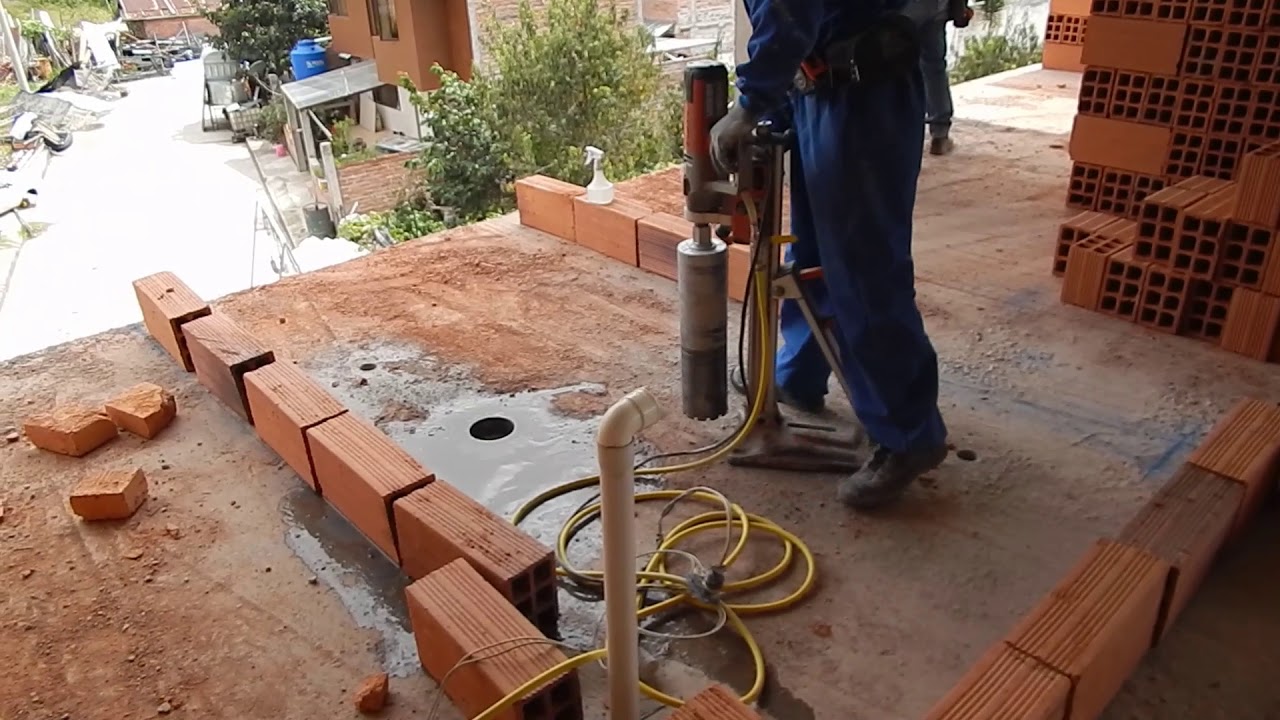 INSTALACIONES  3,101 Perforacion en la losa de H˚ A˚, para tuberia sanitaria de 110mm y 50mm.