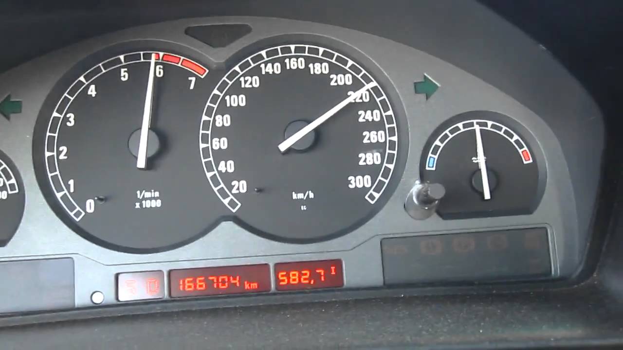 HD: Acceleration BMW 850 i A E31 100-257 km/h (4 speed) 300HP slightly uphill 850i beschleunigung