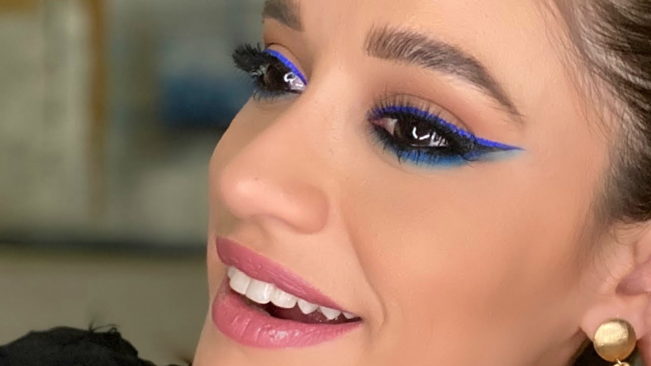 Cat eye azul | AndreaNMakeup