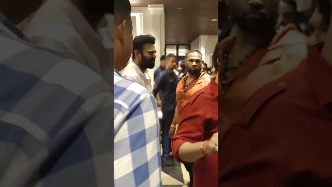 prabhash get angry 😤😡😡on director om raut for adipurush teaser and he call  the director in his room