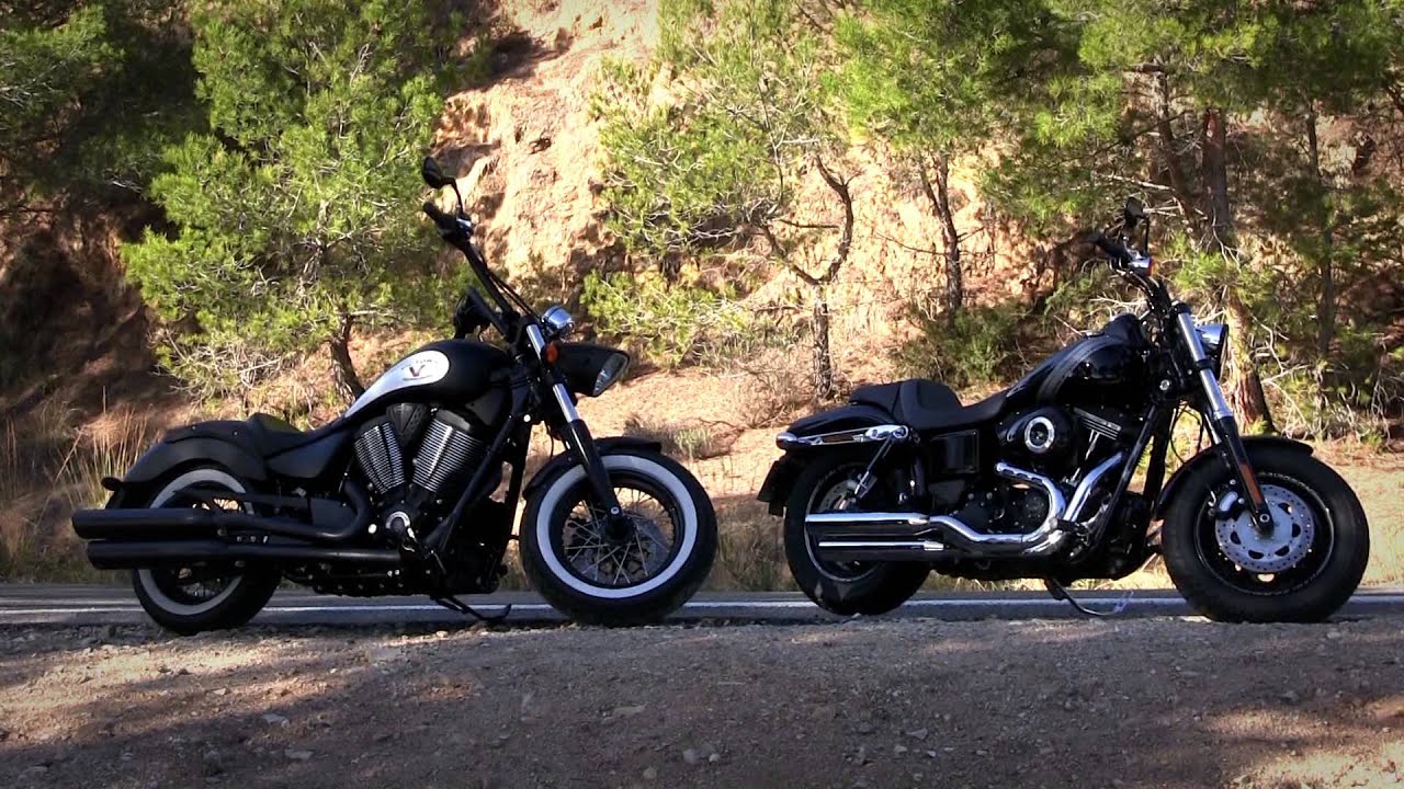 Motos Garage Tv:  Ruta Customs Harley FatBob / Victory HighBall
