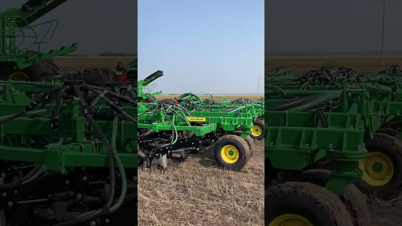 John Deere P670 Precision Air Hoe Drill and C850 Air Cart Demonstration #shorts
