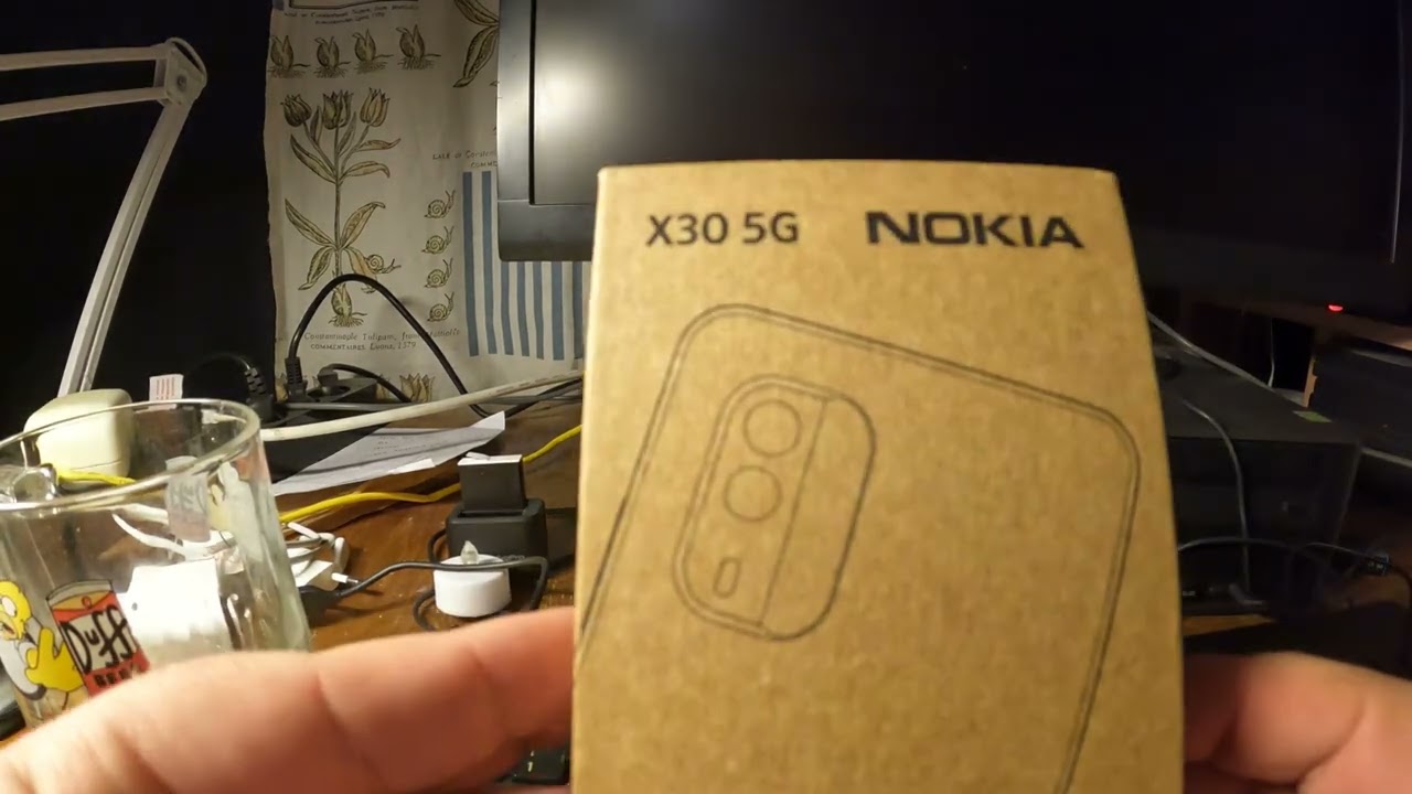 Vanha sotaratsu sanoi irti sopimuksensa. Niin uusi puhelin Nokia X30 5G unboxxaus