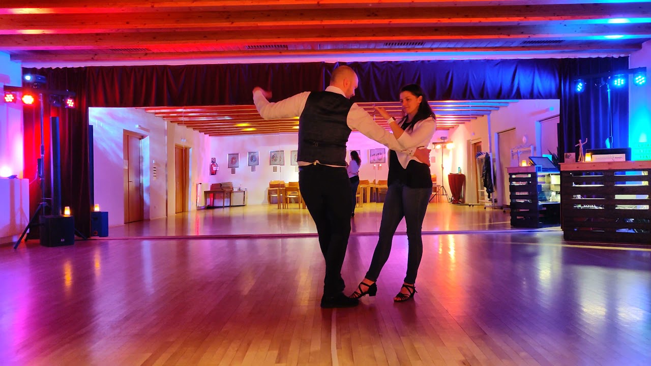 Dance@Home | West Coast Swing | Reverse Whip mit Stretch & Re-Direct [ Club Level ]