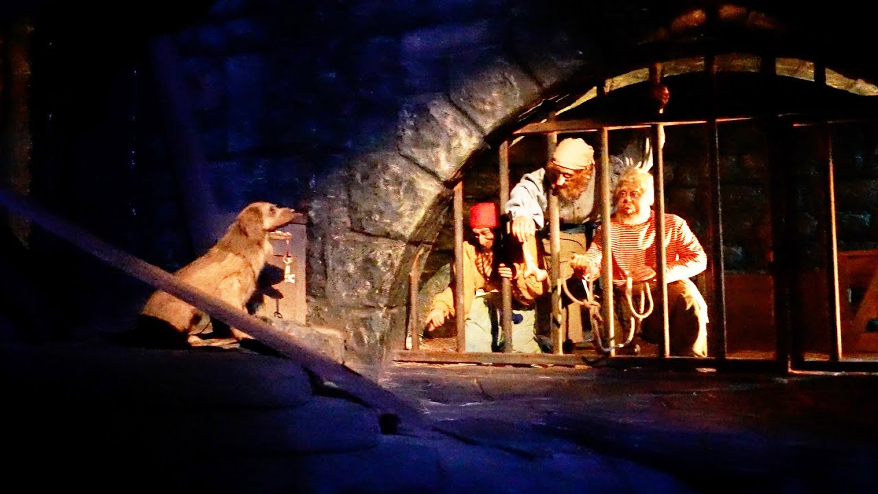 4K超高感度！日本とは少し違うパリのディズニーにあるカリブの海賊　Pirates of the Caribbean