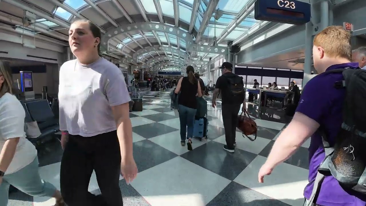 Inside Terminal 1 at O'Hare Airport: United Airlines Experience