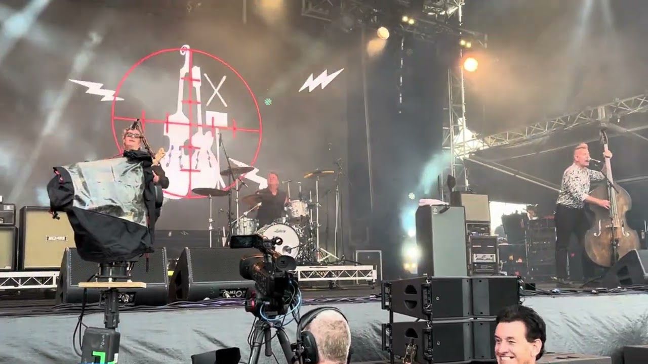 The Living End - Til the End (Live @ The RHST Mornington Racecourse, Mornington - 13/01/2024