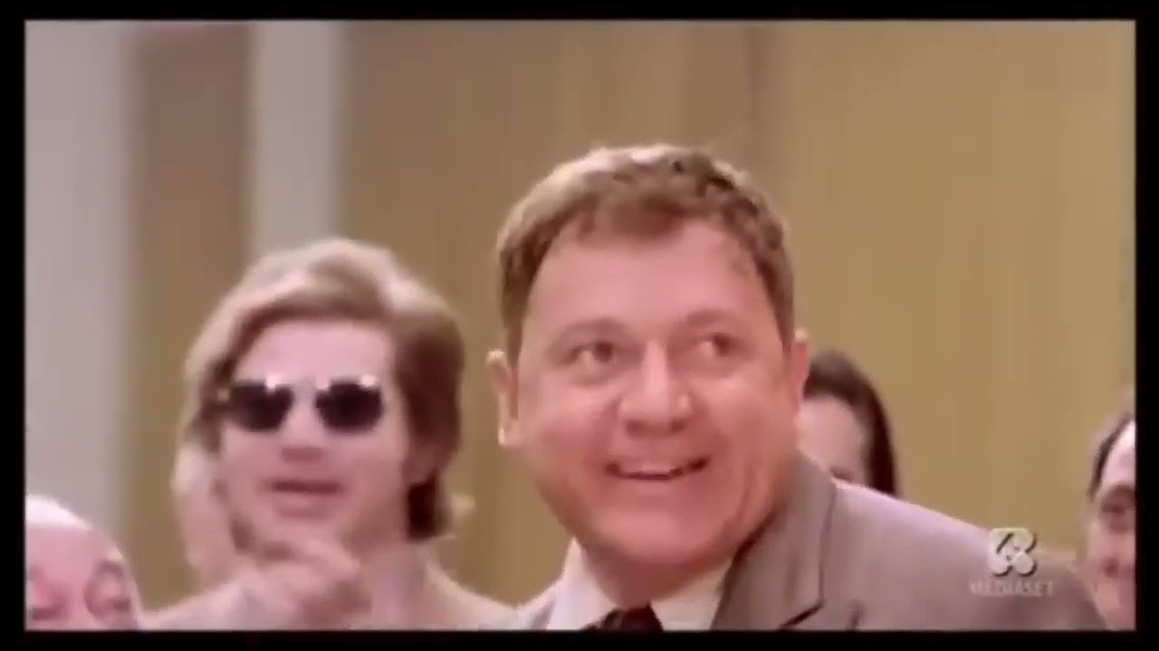 Frittatona di cipolle, familiare di Peroni gelata e rutto libero