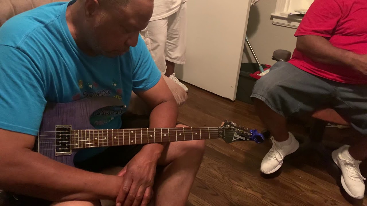 Henry Guitar Jam - International Players Anthem