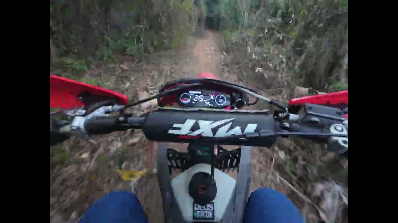 Mxf 270 Fi espetáculo de moto, e  está fazendo a Honda perder o sono