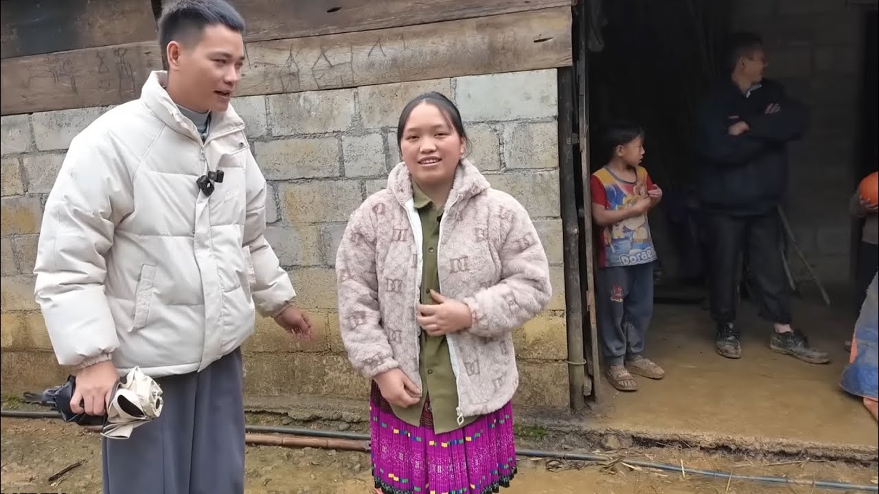 Em Mỷ Phản Ứng Thế Nào Khi Phát Hiện Người Người Nghe Máy Em Phong Chính Là Mẹ Nuôi.