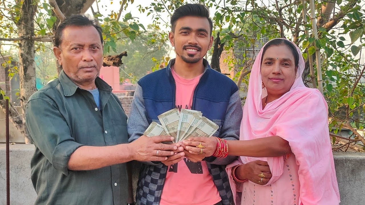 Apna Frist Youtube Payment Ammi Papa Ko De Kar Bohot Acha Laga😇