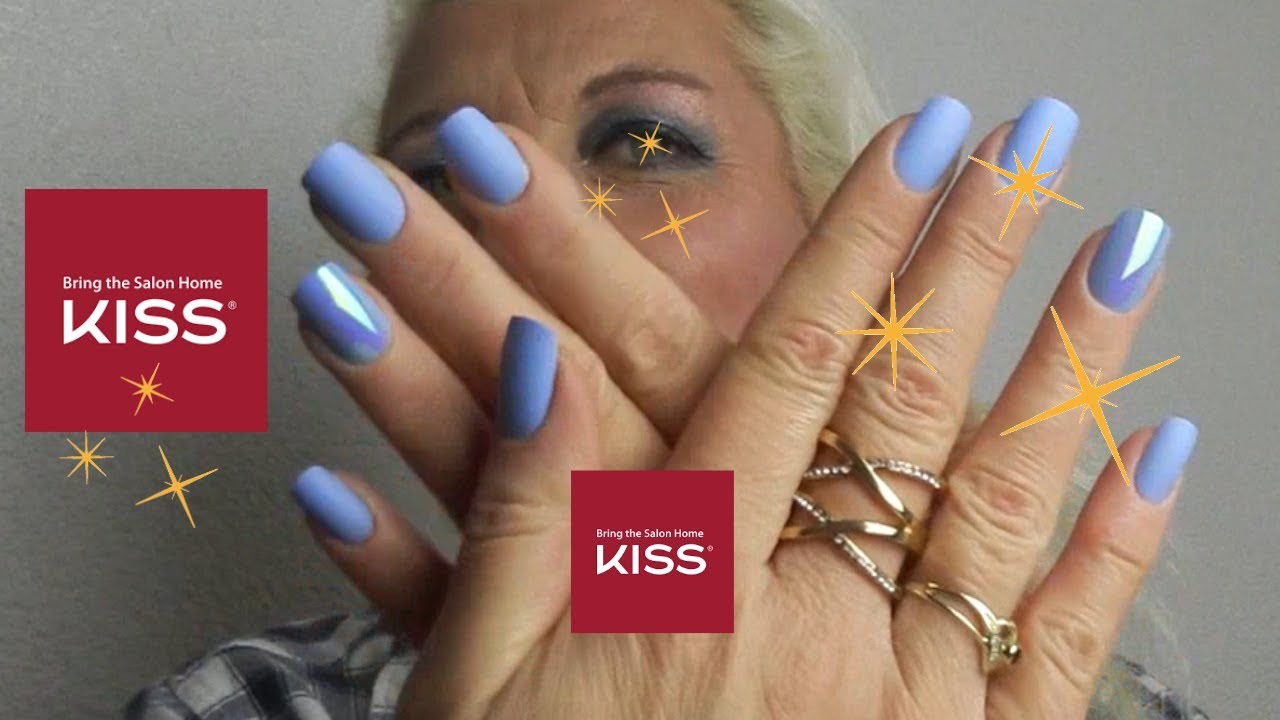 Blaue Nägel von KISS aufkleben 💅
