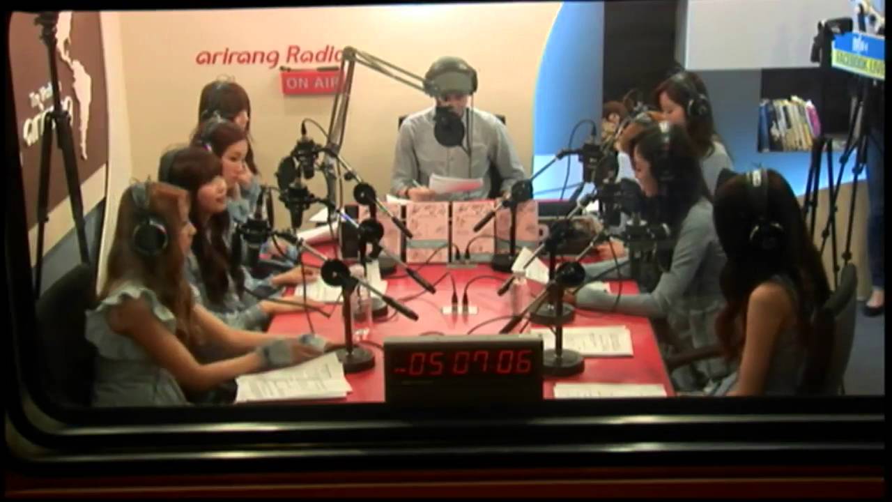 160502 러블리즈 Lovelyz at Arirang Radio Super Kpop Full