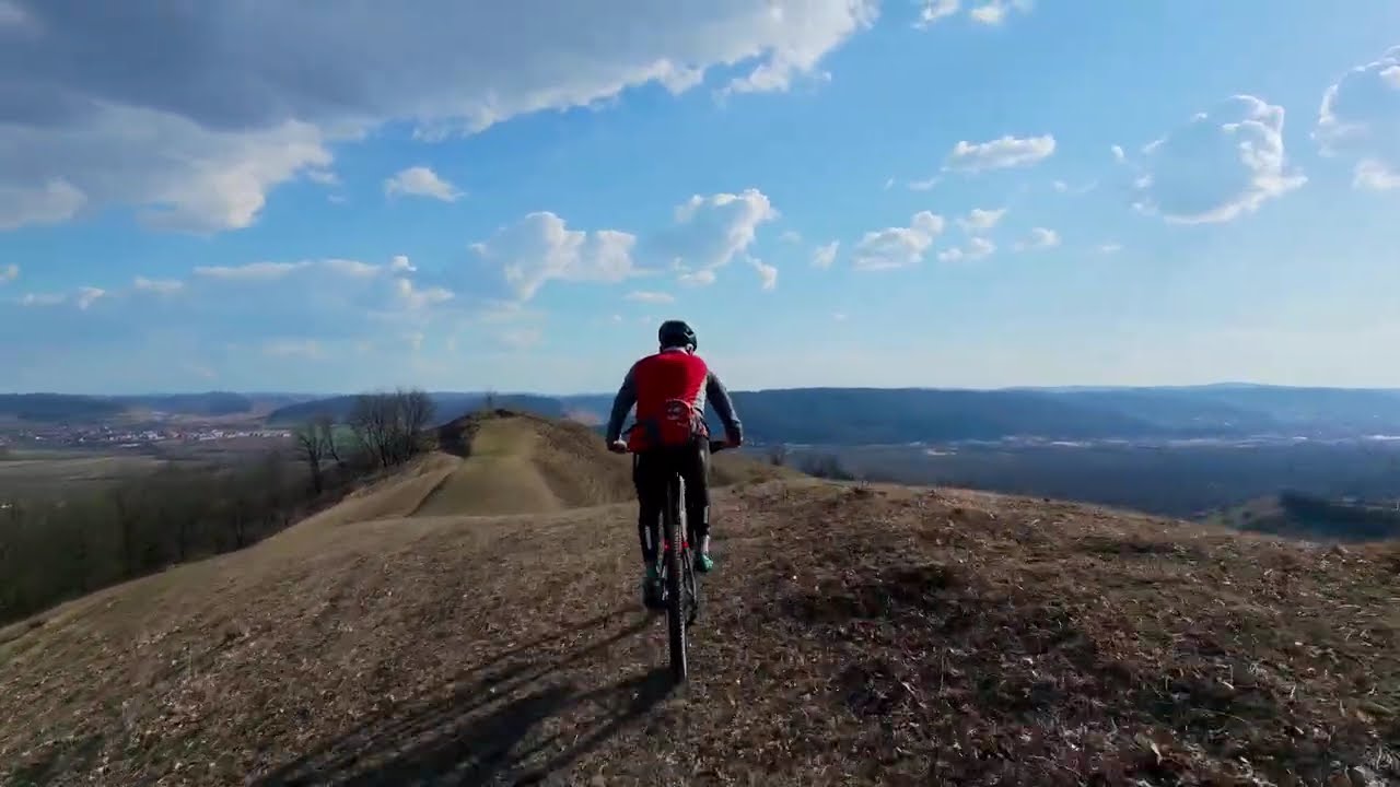 Dji neo2 filmare pe dealuri cu Mtb