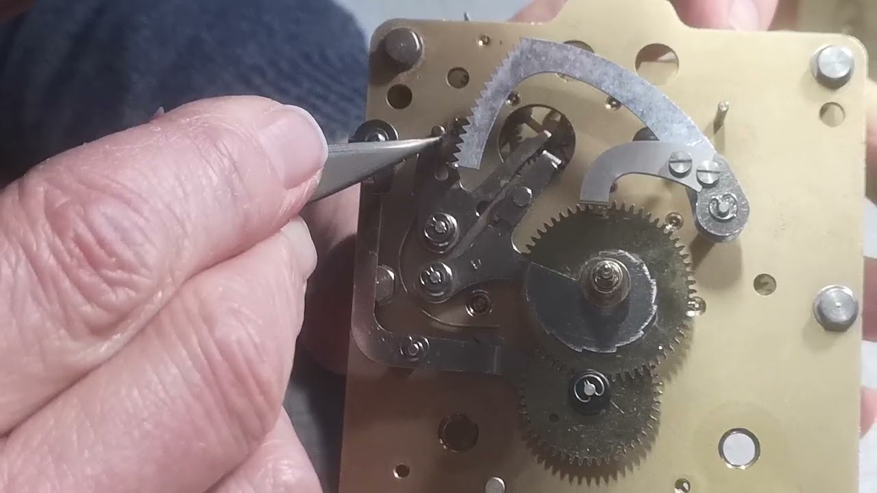 Comment régler la sonnerie d'une pendule Zénith 511