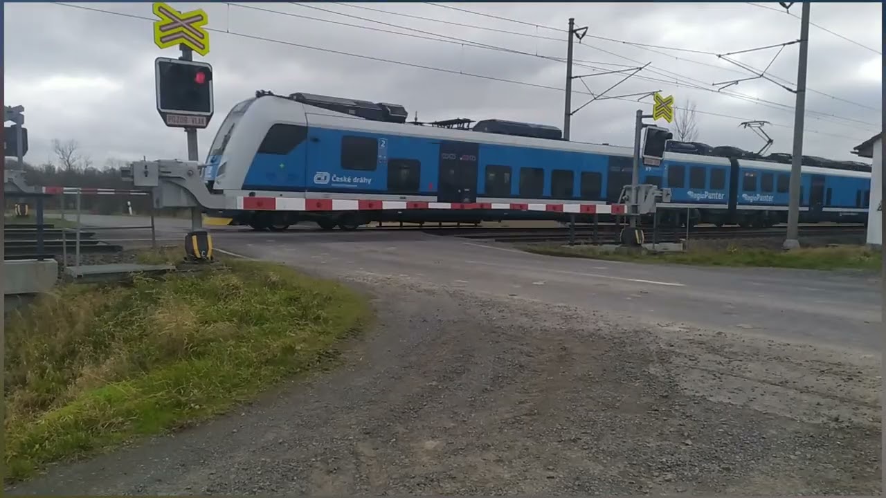 Železniční přejezd P6497 (omluvte za kvalitu zvuků)