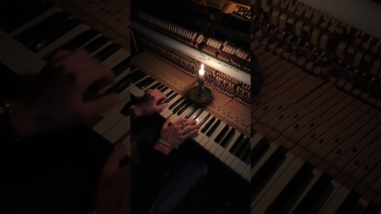 Lights are on by Tom Rosenthal #piano #tomrosenthal #music #calm