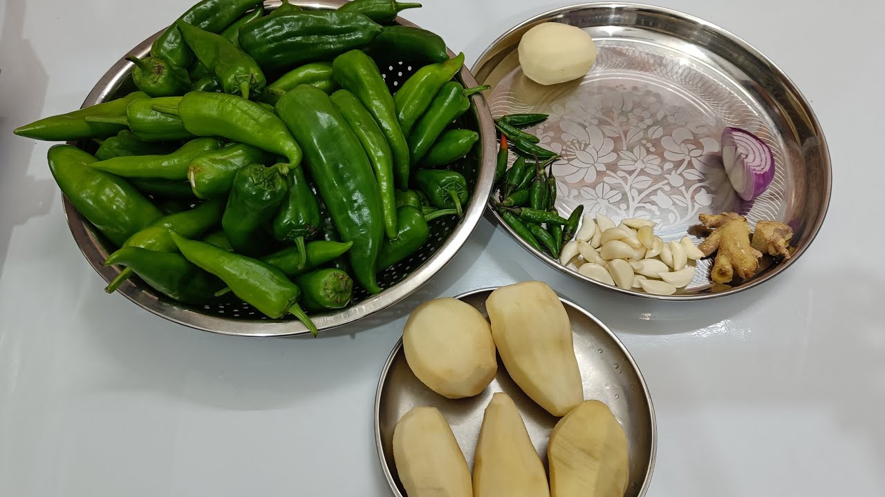hello doston Aaj Live 🔴 mein banaenge french fries, green chilli sauce, hari mirch ka Achar ||