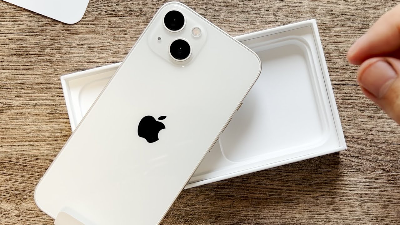 📱 Распаковка iPhone 13 Starlight 2025. Что внутри?
