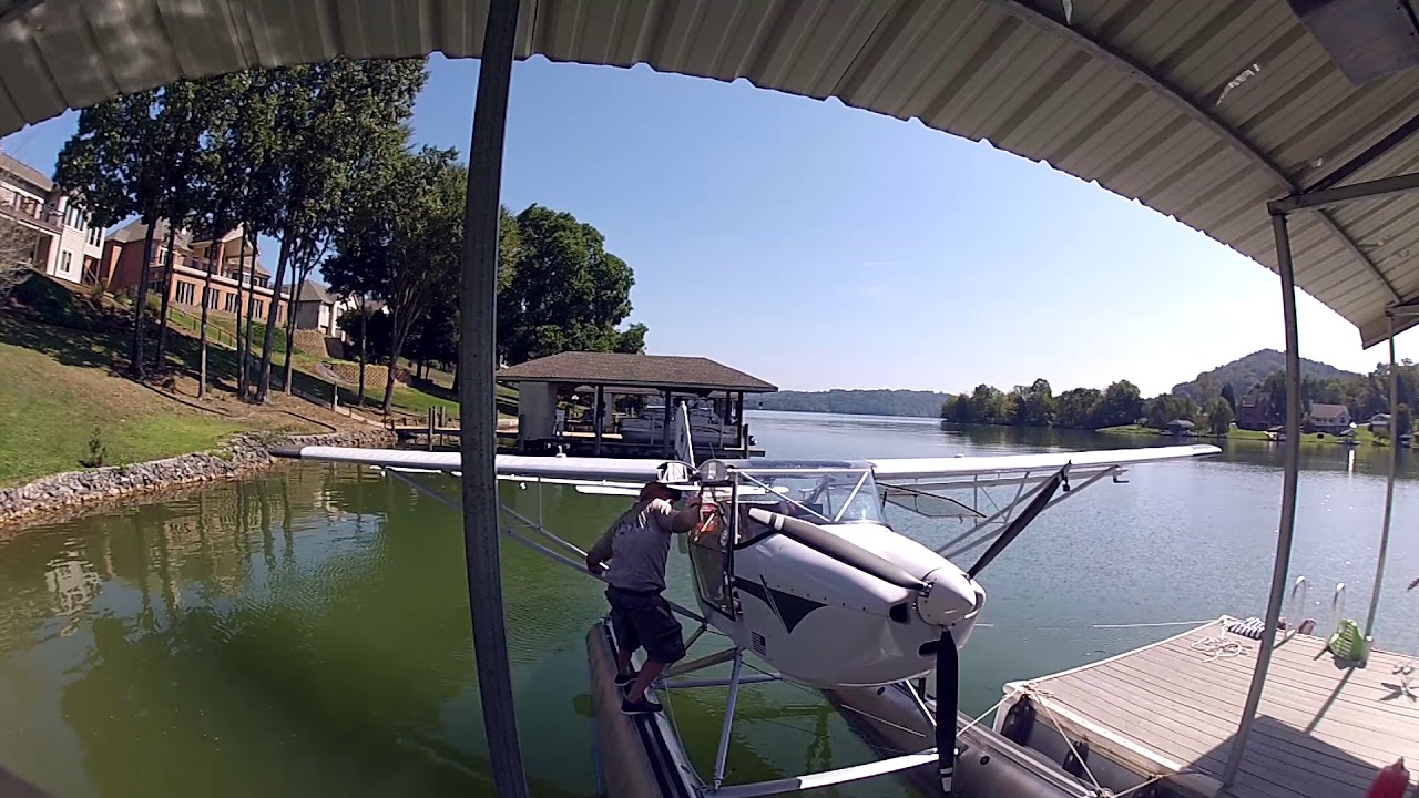 Kitfox  Folding Wings On The Water