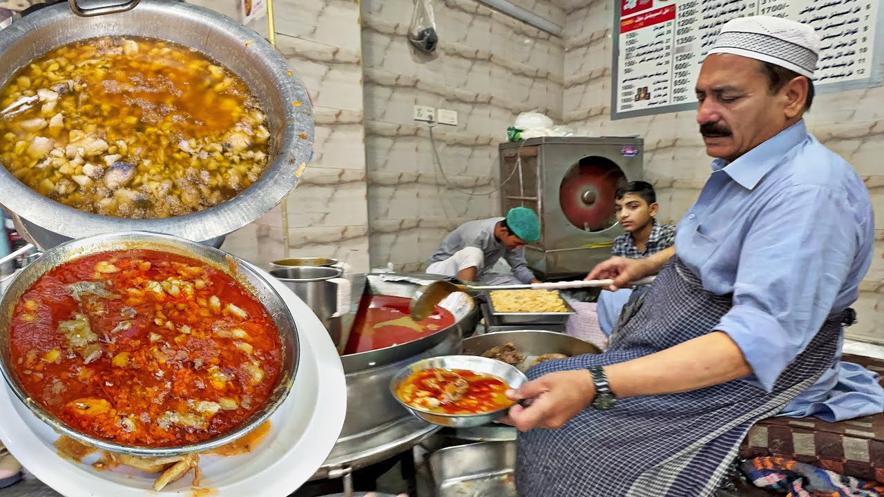 THE LAHORE BEST BEEF NIHARI | WARIS KHAN NIHARI LAHORE | EXPLORE AUTHENTIC  NIHARI OF LAHORE STREET