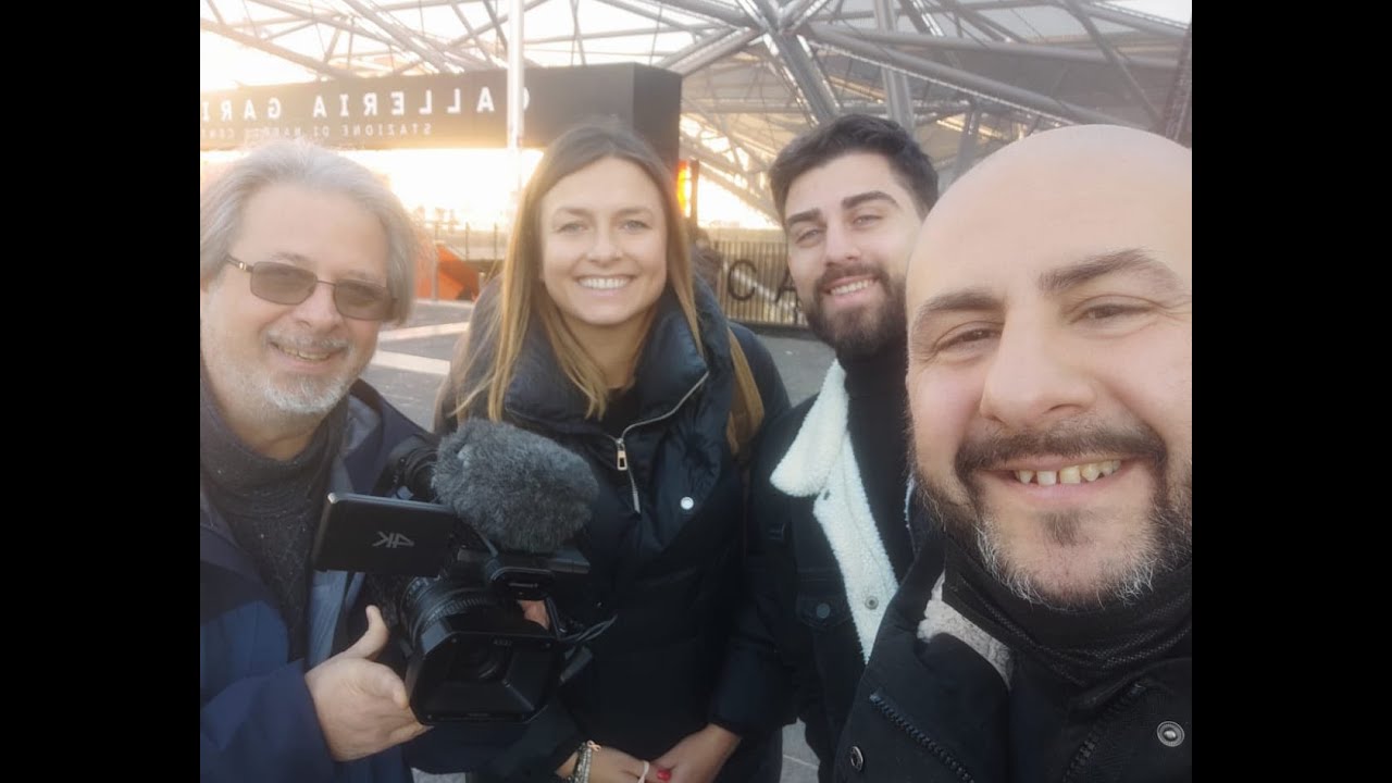 Napoli abbraccia Quinto Potere: il viaggio