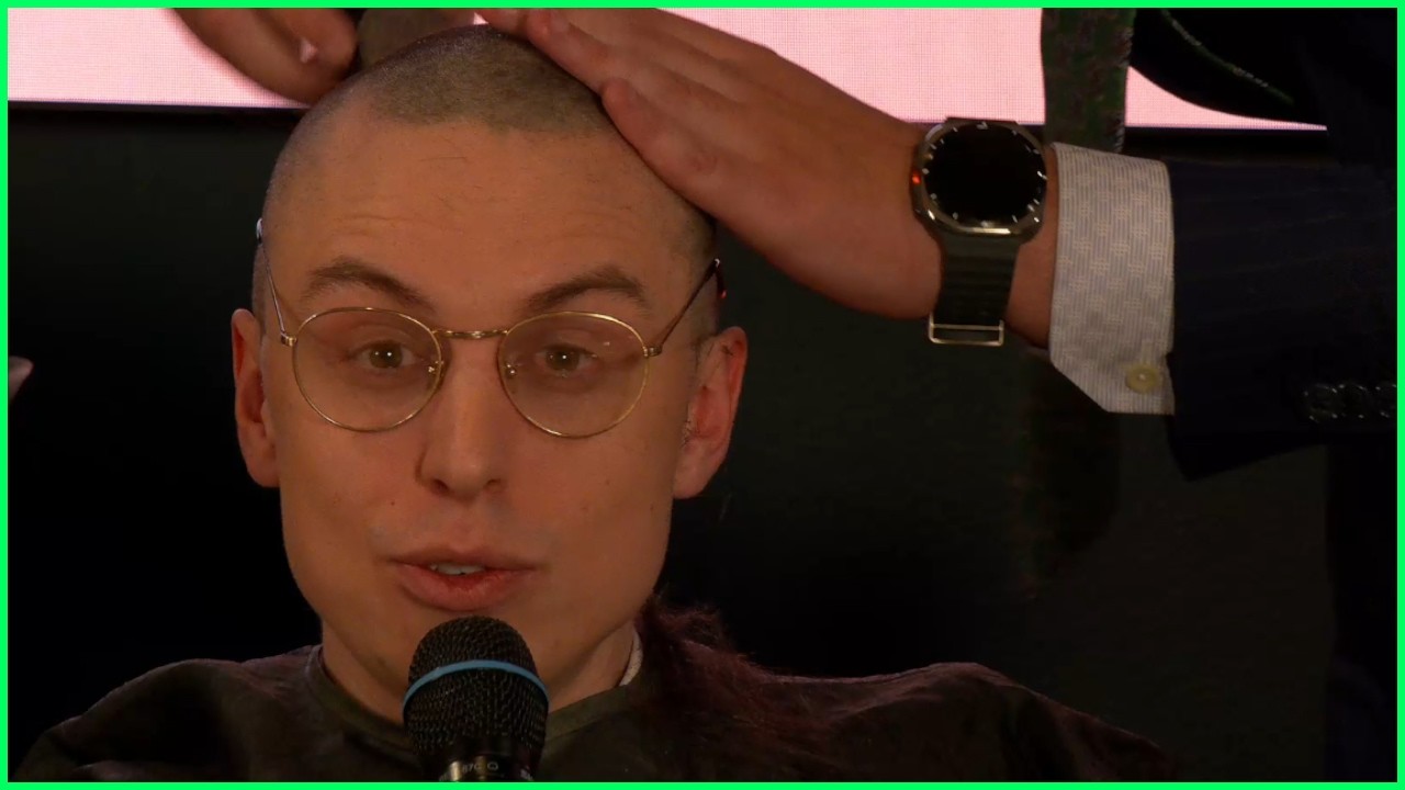 BALDREL ARRIVES - CAEDREL GETS HIS HAIR SHAVED AT THE LEAGUE AWARDS