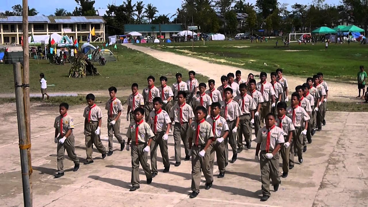 CEBU PROVINCE : BSP AREA 7 ENCAMPMENT 2014 : SRNHS - SPARTA IN THEIR FANCY DRILL.