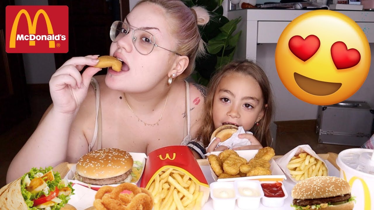 MUKBANG MAMMA E FIGLIA MCDONALD'S / chiara paradisi