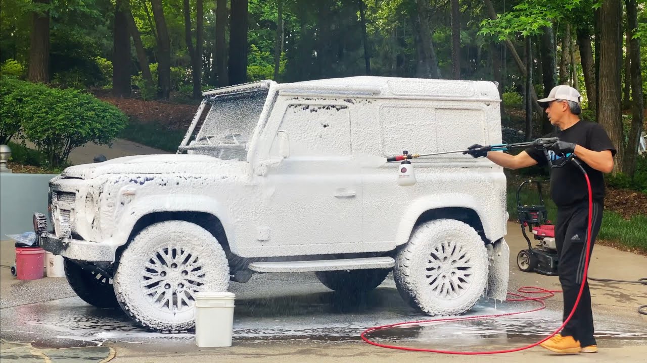 1995 NAS Defender 90. Pre- Wash, Quick Contact Wash & Chemical Guys Waterless Detailer,