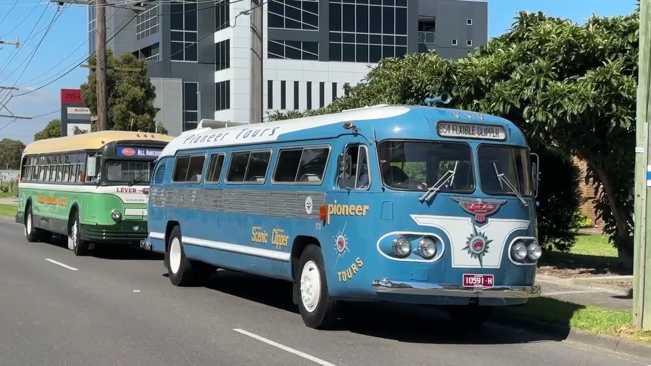 White 798-12 (1948) with Flxible Clipper (1954), Mt Waverley VIC, Aust, Feb 2024. Ralf Boetker video