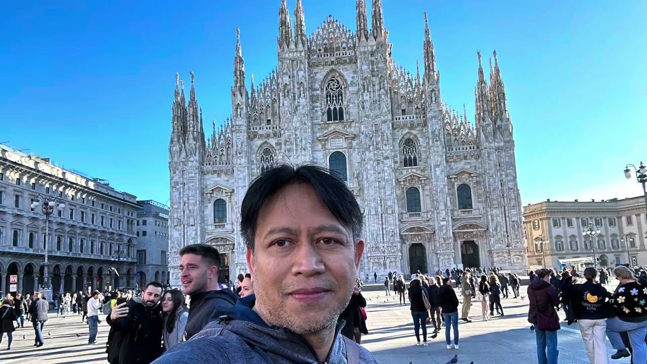 Piazza Del Duomo Milan - Italy