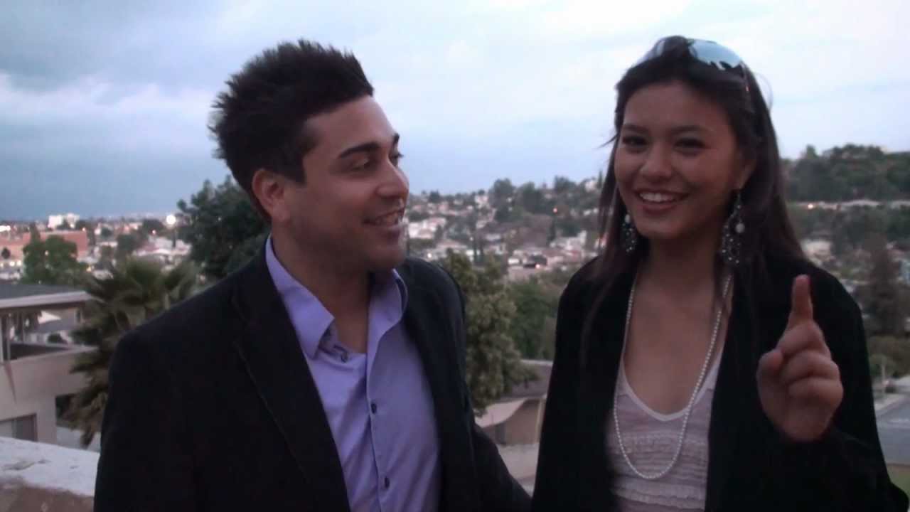 Luna y Miel Interview/Bloopers (English) Pablo Time Nu&ntilde;ez
