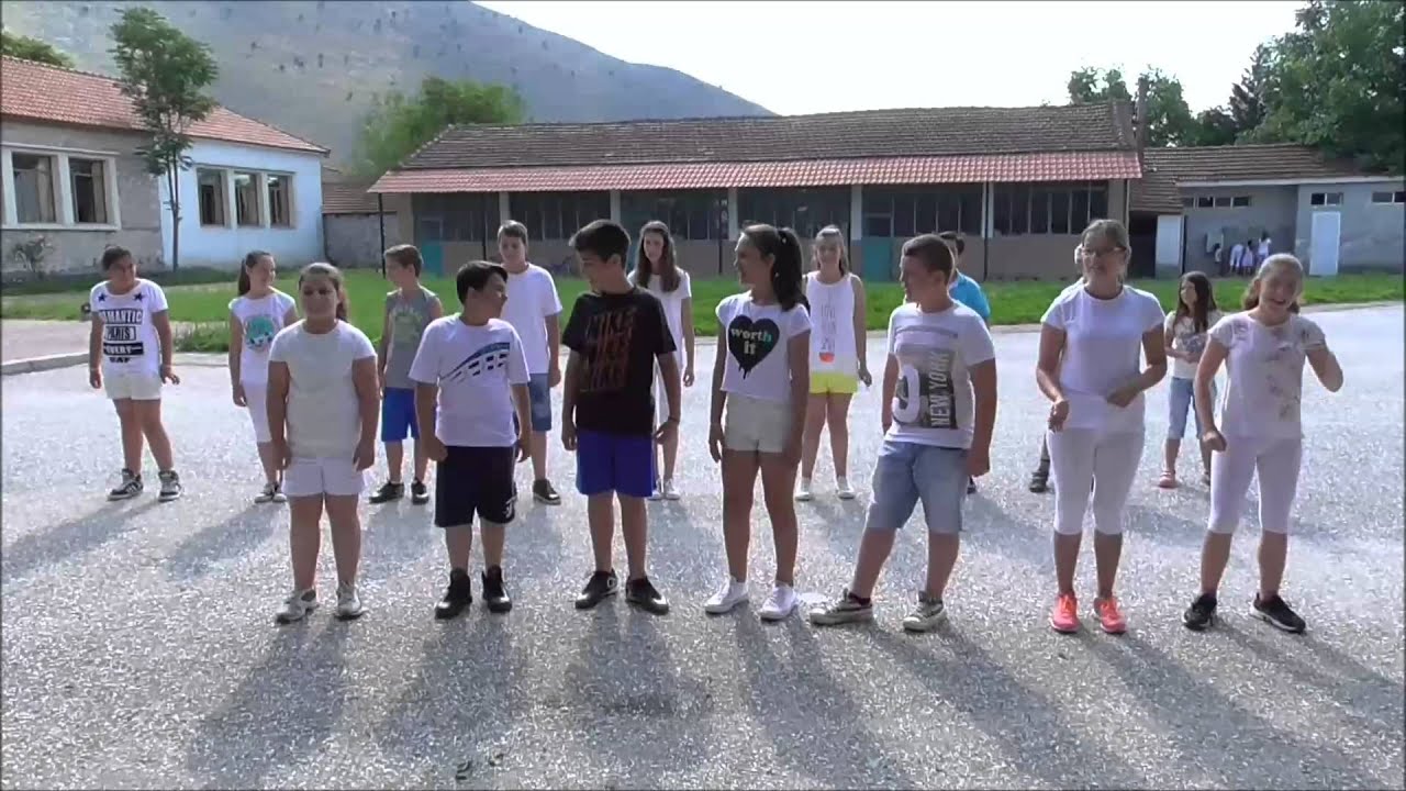 Καλό καλοκαίρι φώναξαν δυνατά οι μαθητές του 1ου Δημοτικού Σχολείου Φαρκαδόνας