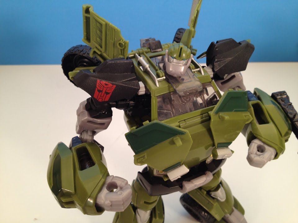 TRANSFORMERS PRIME BULKHEAD - ROBOTS IN DISGUISE TOY REVIEW