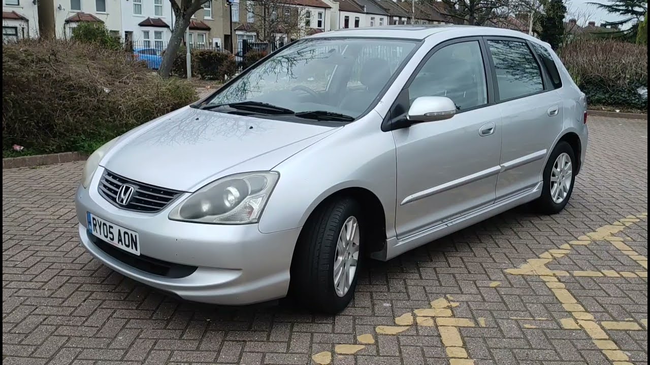 USED CAR REVIEW: 2000 - 2005 Honda Civic - Substance over Style  - Cheap & Reliable