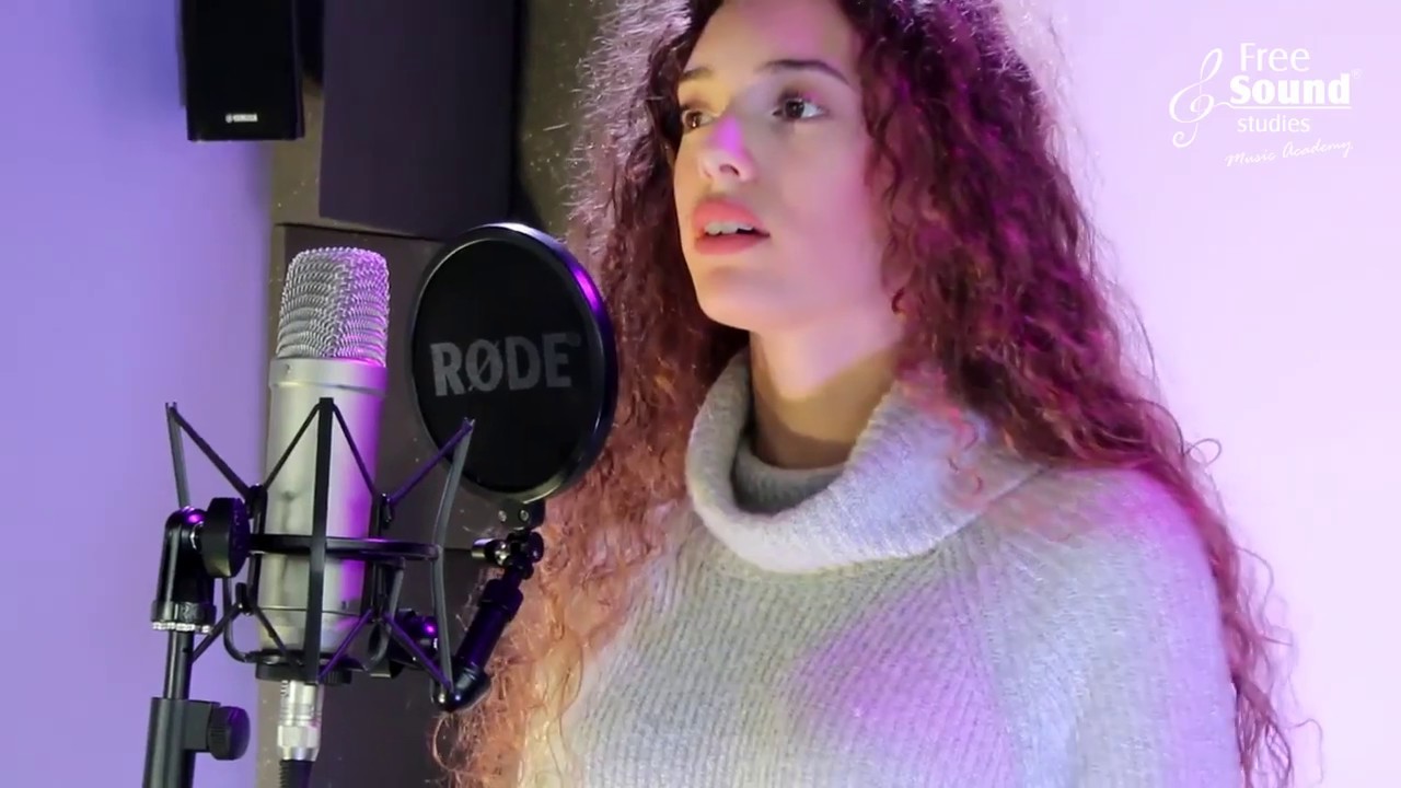 Rebecca Sciacca - Stay (Rihanna) | cover