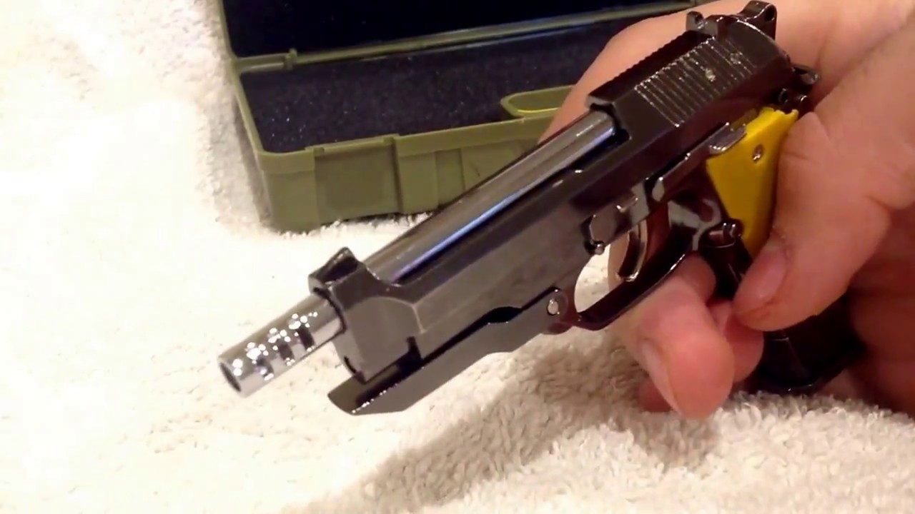 Miniature gun 1/2 scale Beretta 93R (shell ejecting!)