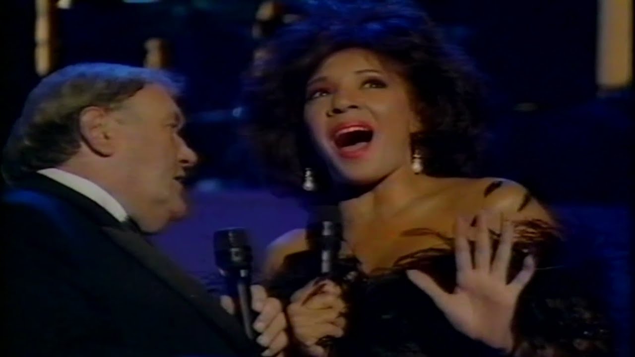 Shirley Bassey & Les Dawson -Tonight I Celebrate My Love For You-