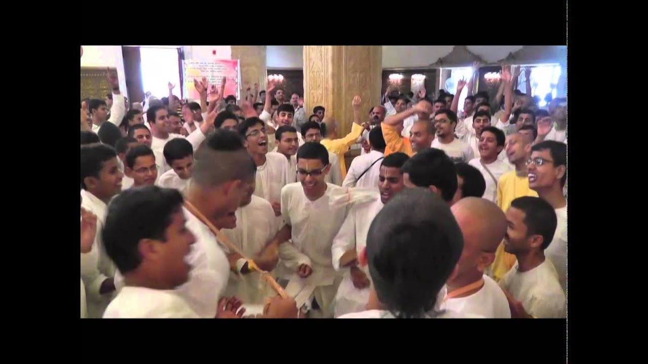 Ecstatic dancing kirtan @ ISKCON NVCC