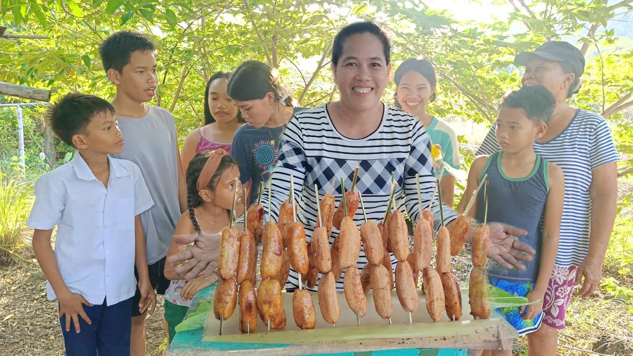 Nagluto ng Banana Que Meryenda